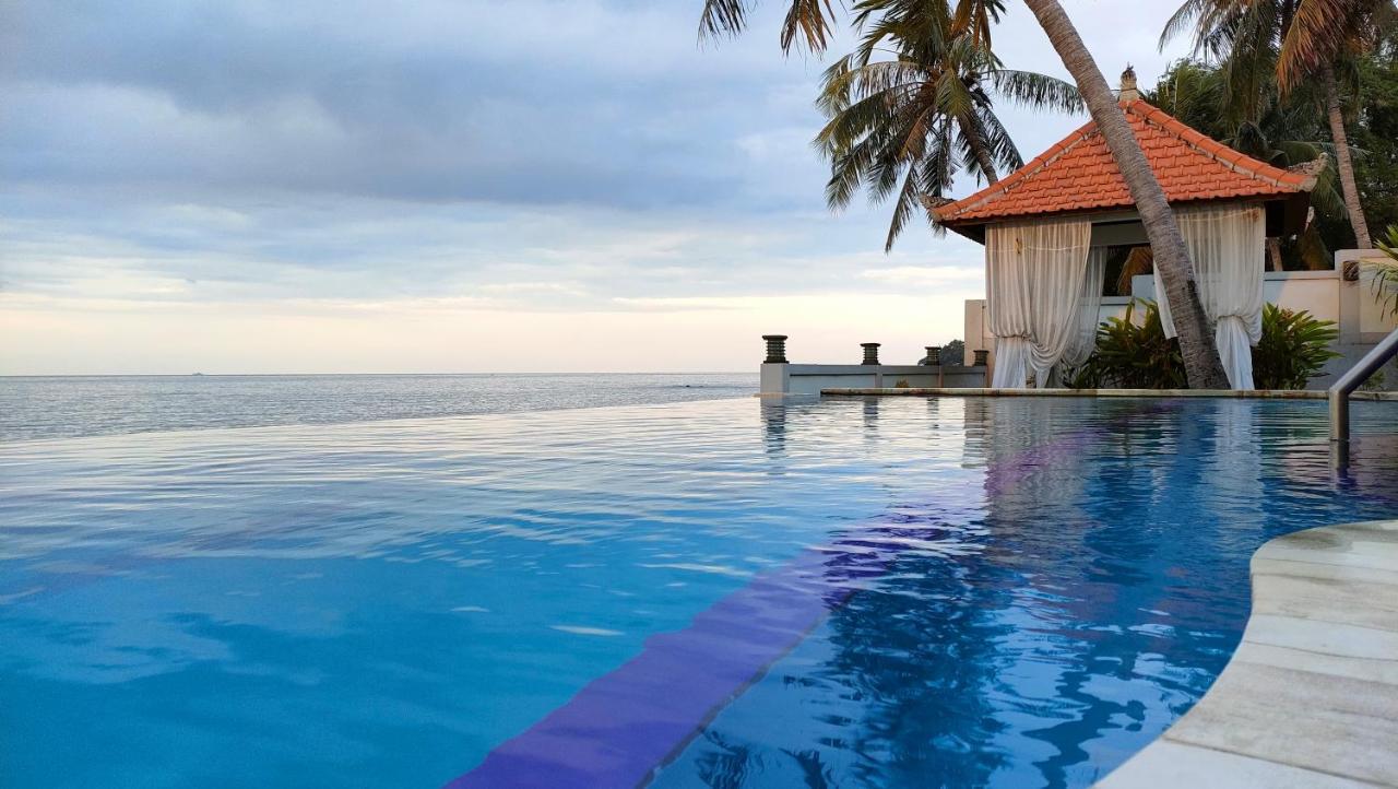 Coco Blu Villa Singaraja  Luaran gambar